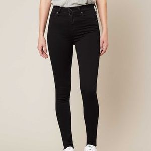 NWT BLACK LEVI'S MILE HIGH SUPER SKINNY WOMEN'S JEANS - Size 25 X 32